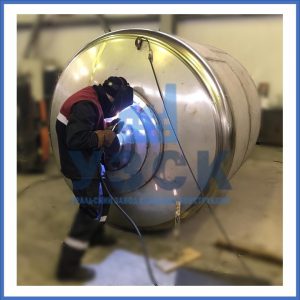 Купить баки и ёмкости из нержавеющей стали от завода УЗСК в Саратове